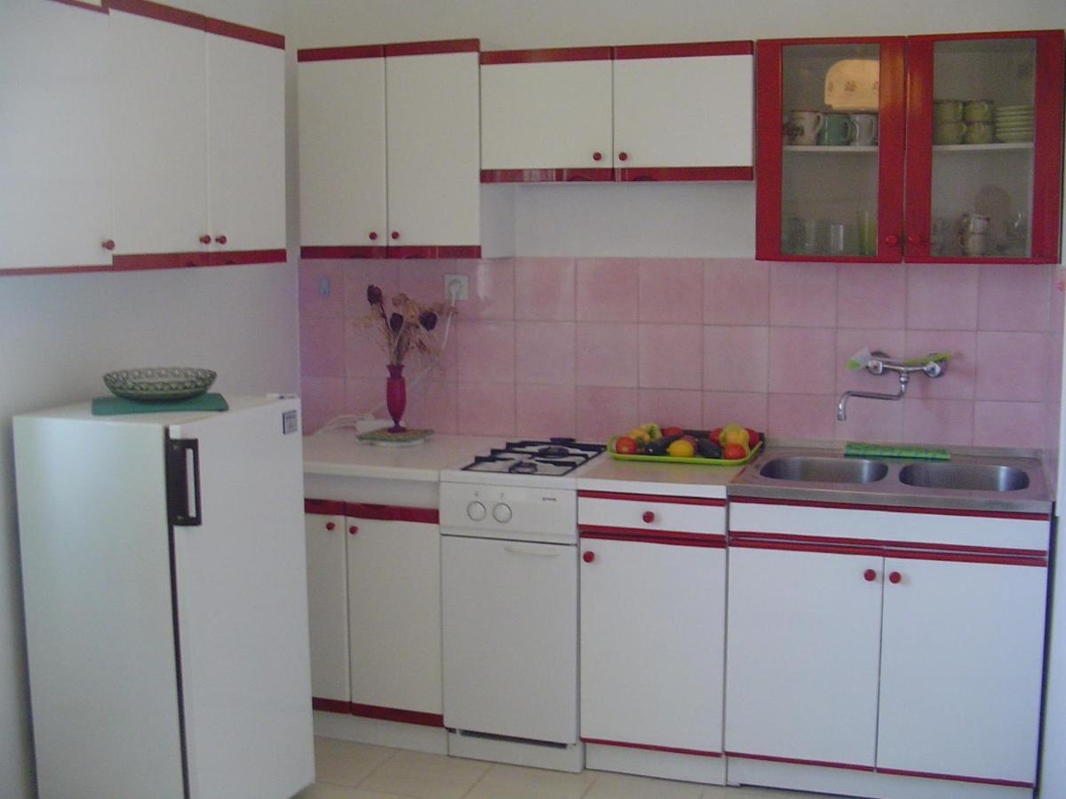 Apartments Ana&Neso Pakoštane Eksteriør billede
